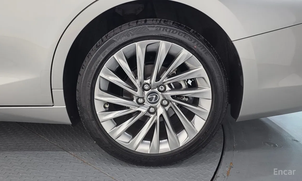 Lexus ES 2018 Executive