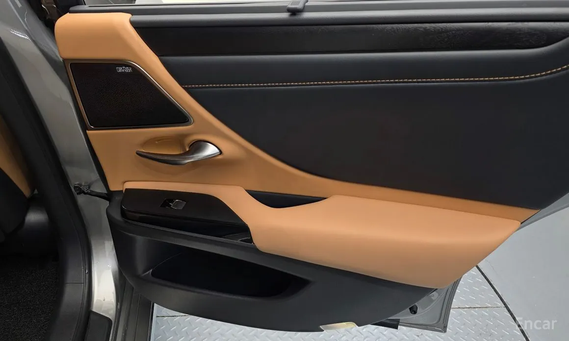 Lexus ES 2018 Executive