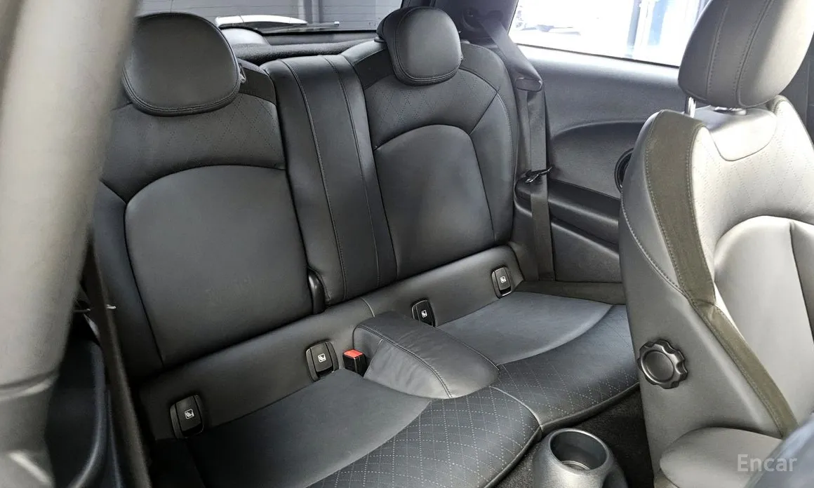 Photo 12 - Mini Cooper