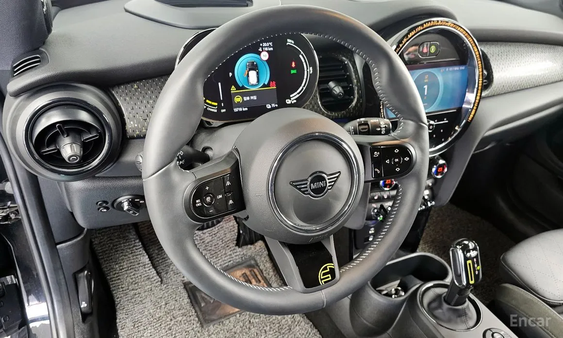 Photo 13 - Mini Cooper