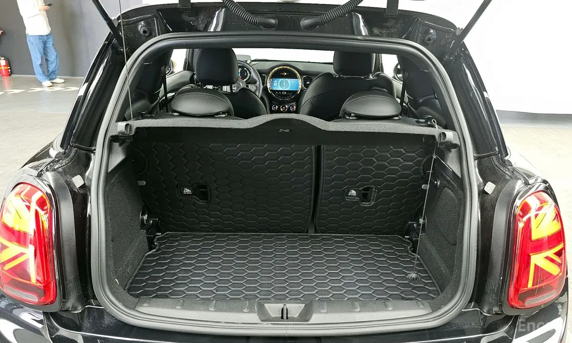 Photo 20 - Mini Cooper