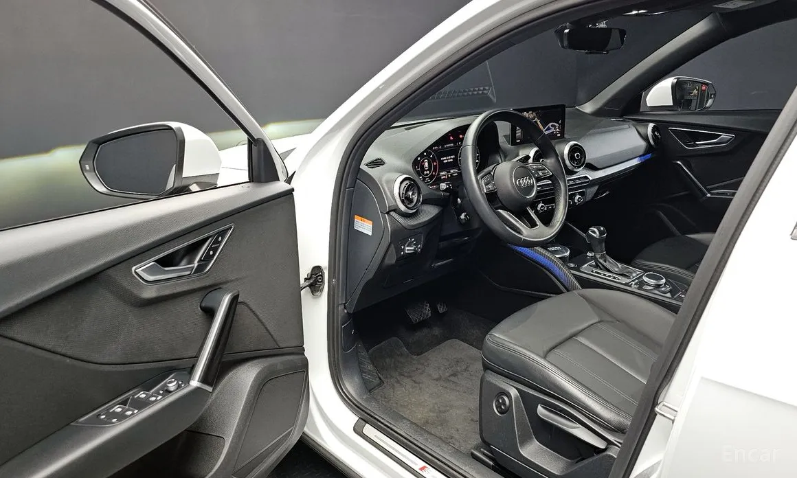 Audi Q2 2017 35 TDI Premium