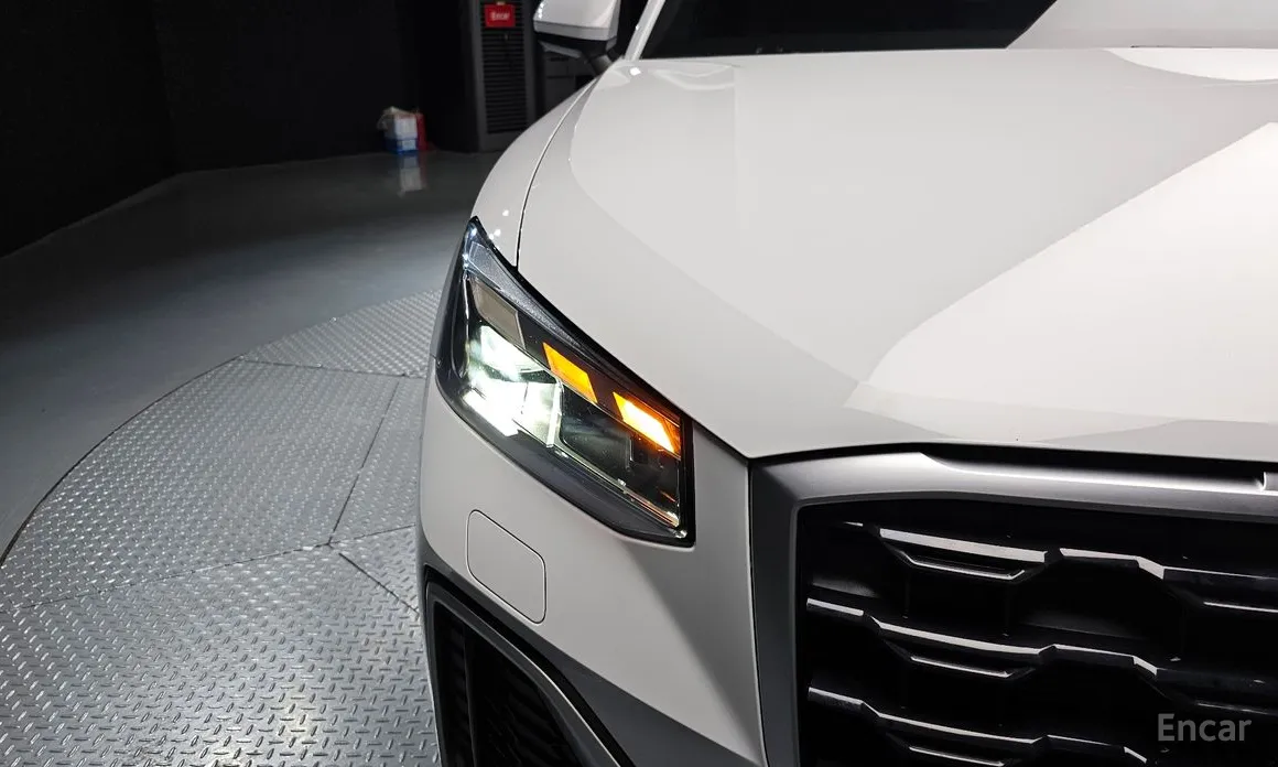 Audi Q2 2017 35 TDI Premium