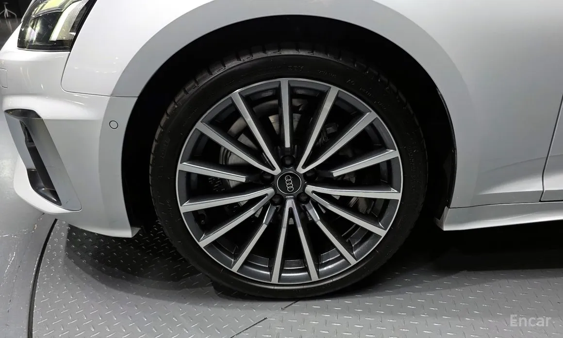 Audi A5 2017 40 TFSI Quattro Premium Sportback