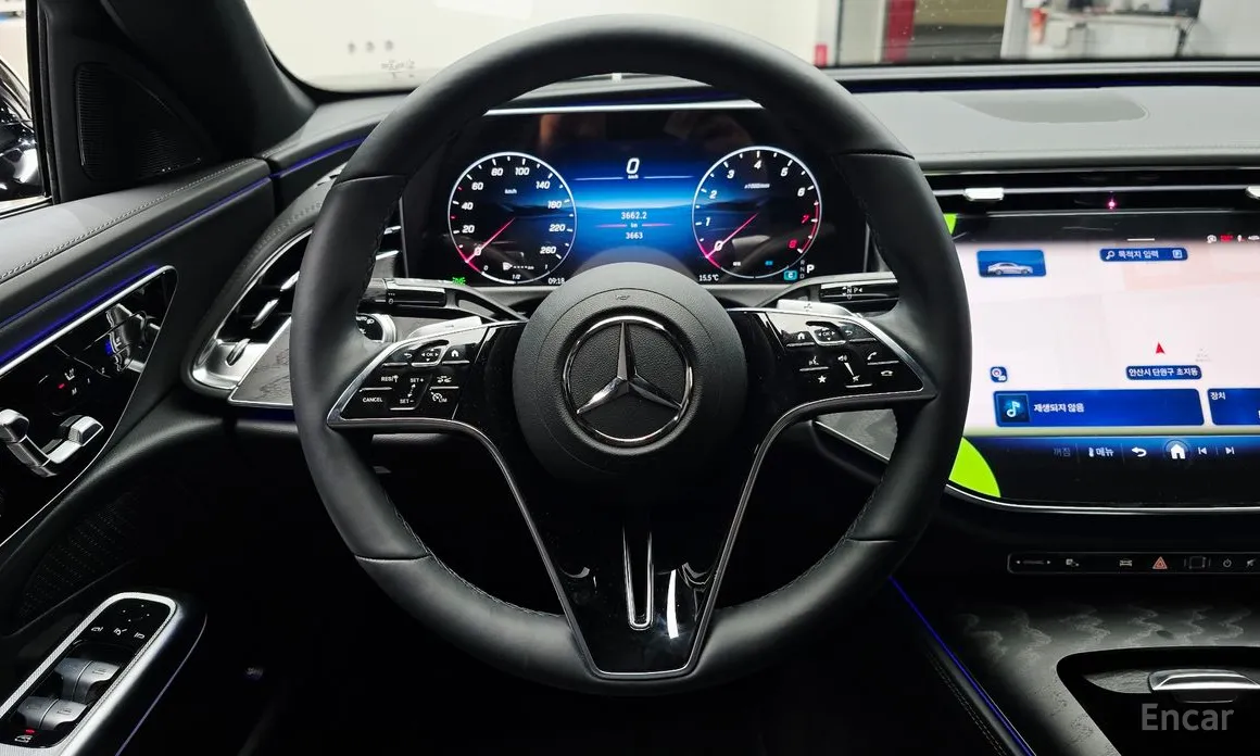 Mercedes-Benz E-Class 2024 E200 Avantgarde