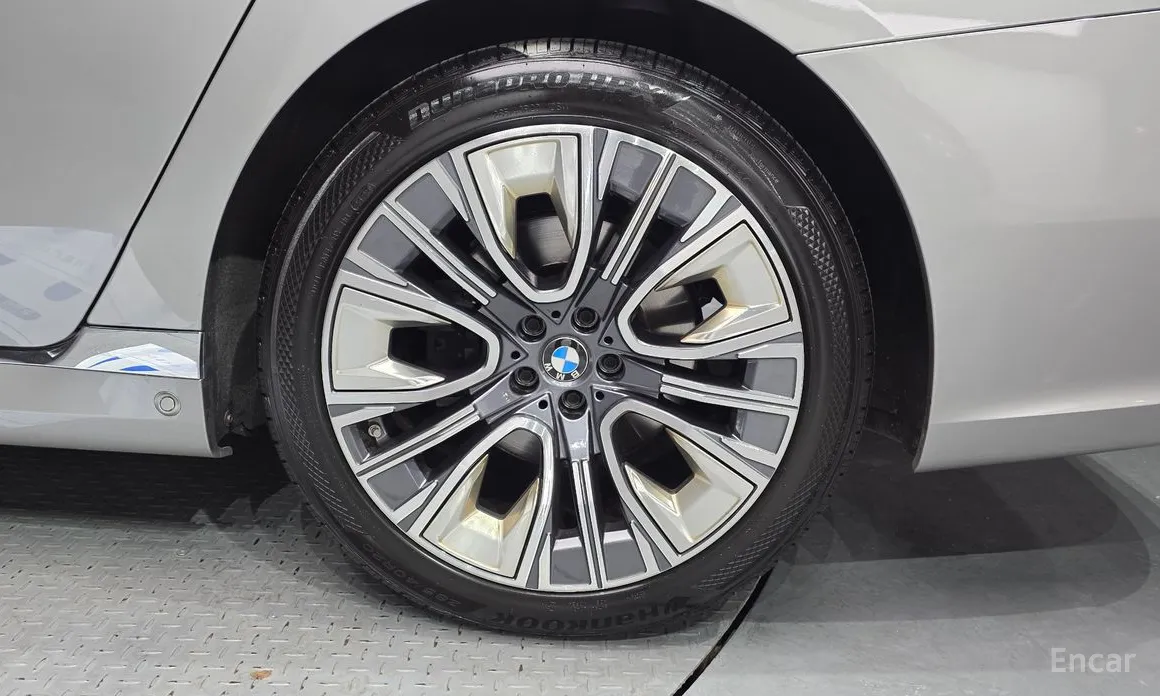 BMW 7 Series 2022 740d xDrive Design Pure Excellence