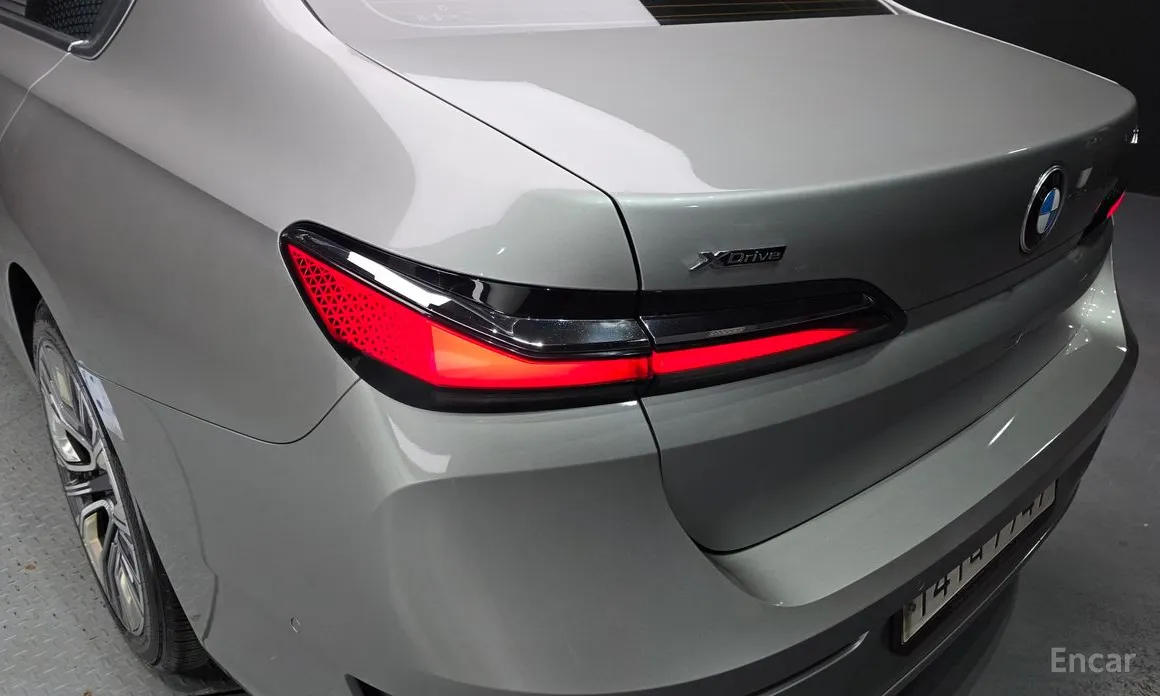 BMW 7 Series 2022 740d xDrive Design Pure Excellence