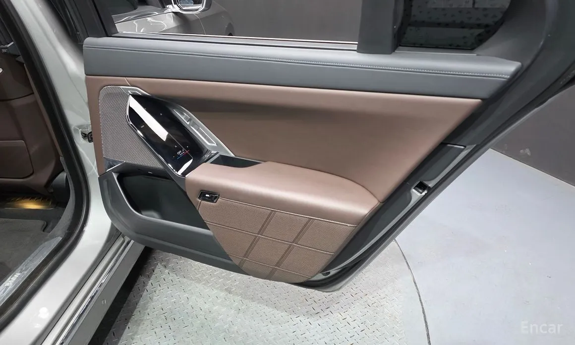 BMW 7 Series 2022 740d xDrive Design Pure Excellence