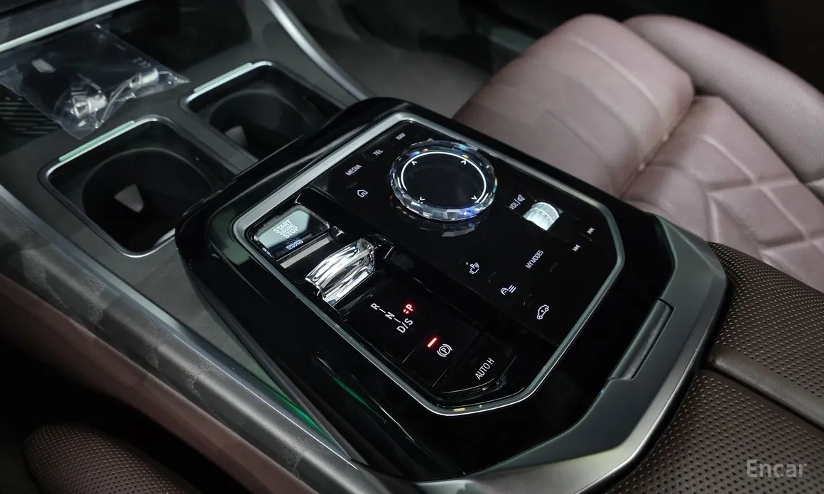 BMW 7 Series 2022 740d xDrive Design Pure Excellence