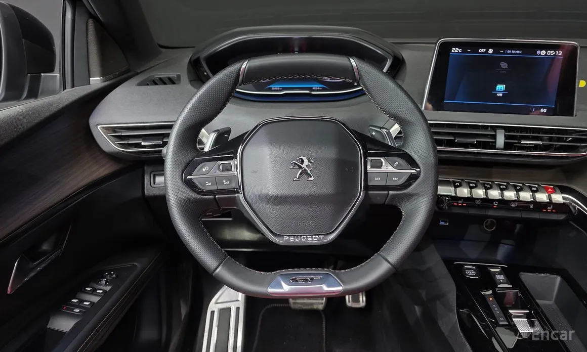 Фото 13 - Peugeot 5008