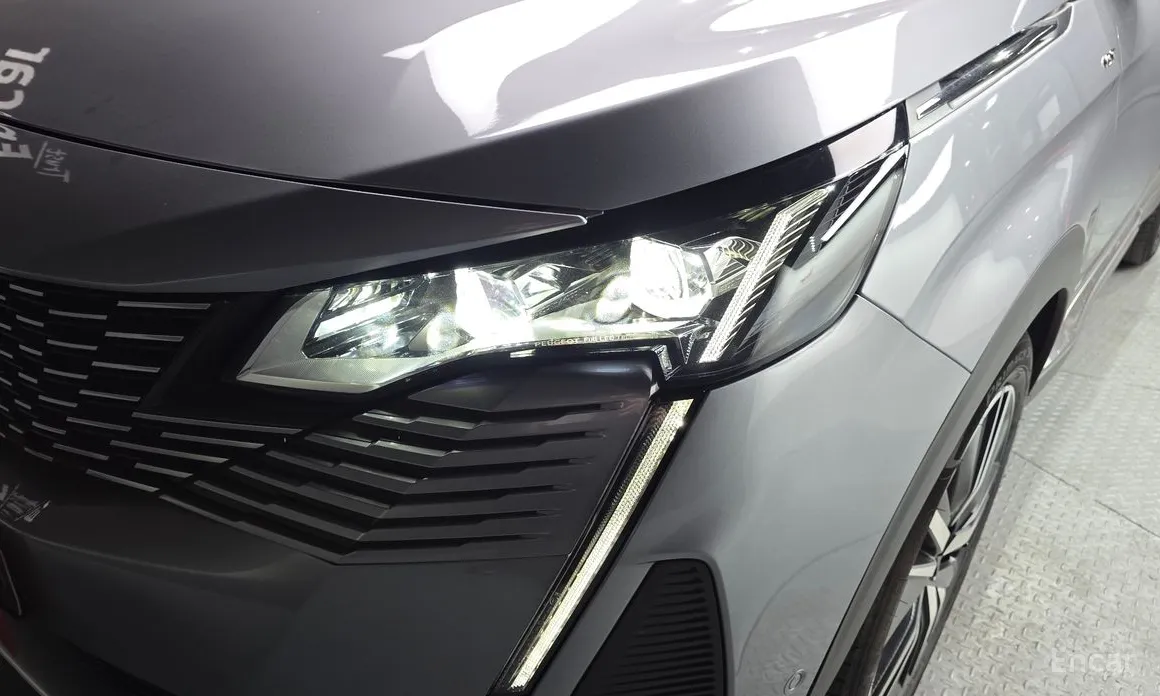 Фото 22 - Peugeot 5008