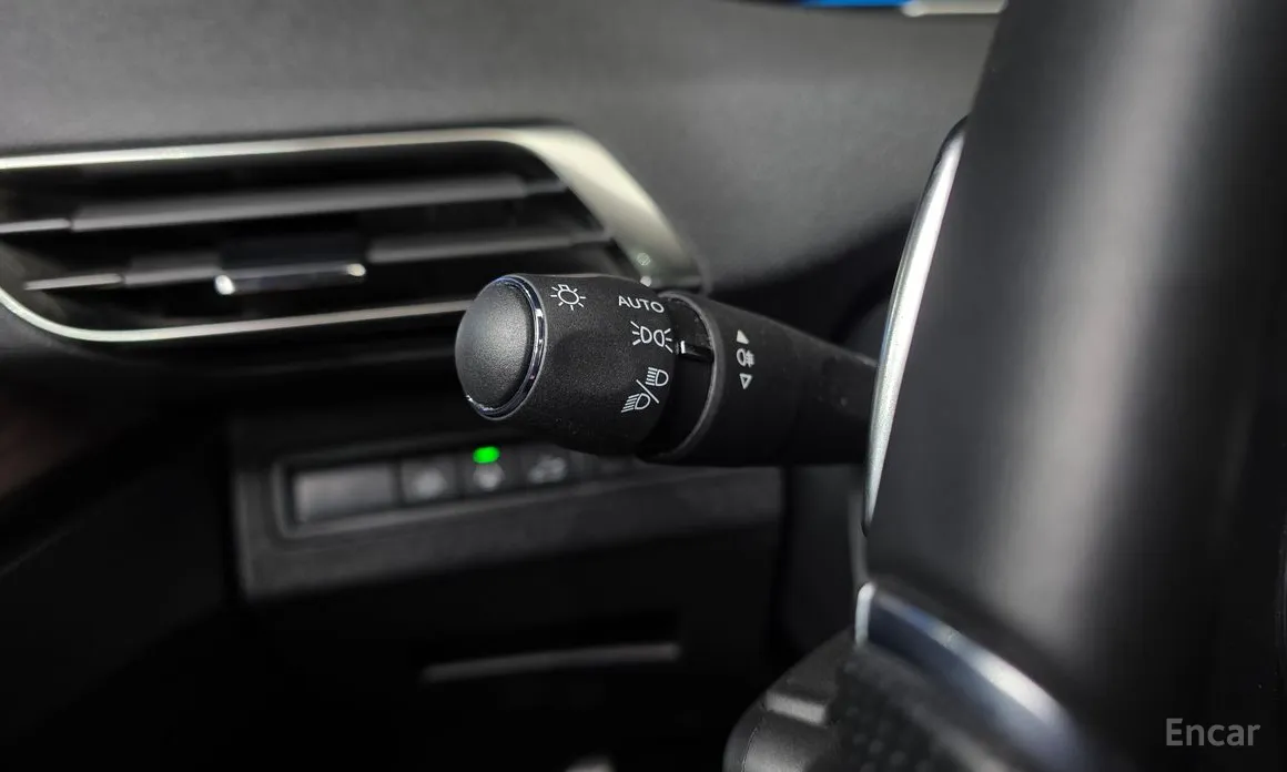 Фото 27 - Peugeot 5008