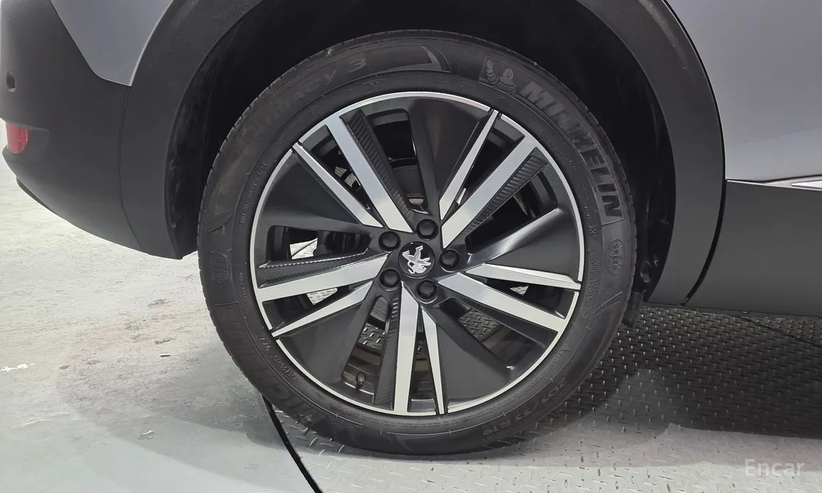 2017 Peugeot 5008