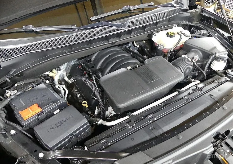 Фото 5 - Chevrolet Surburban