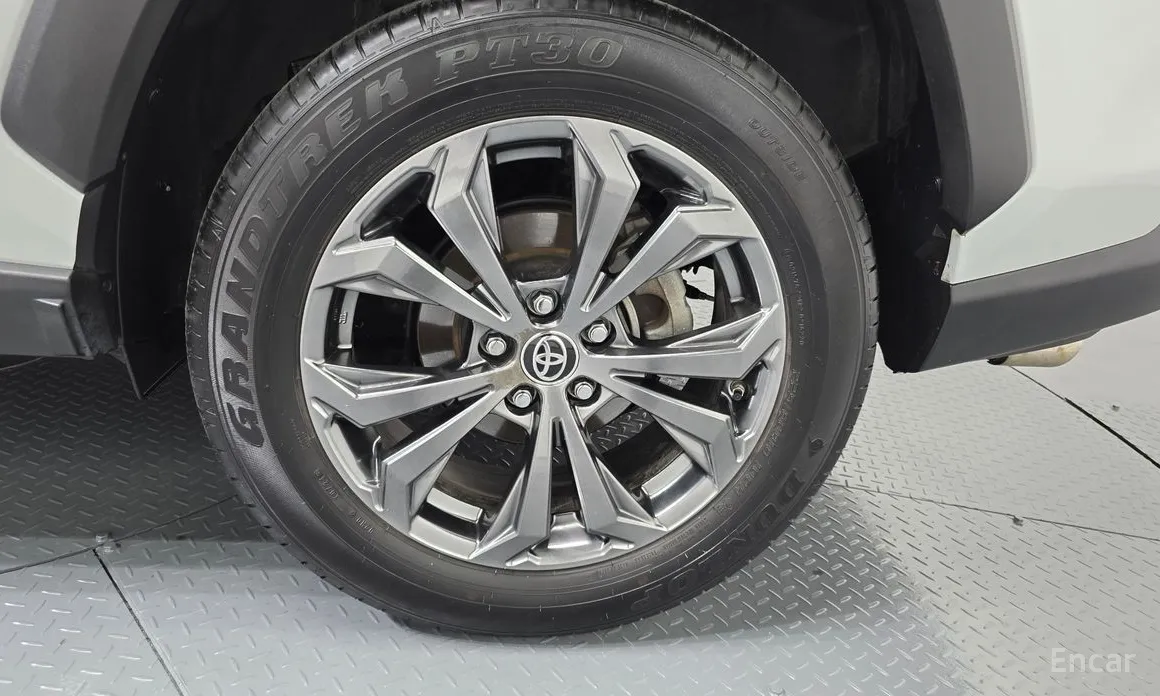 Toyota RAV4 2019 2,5 4WD Hybrid LTD