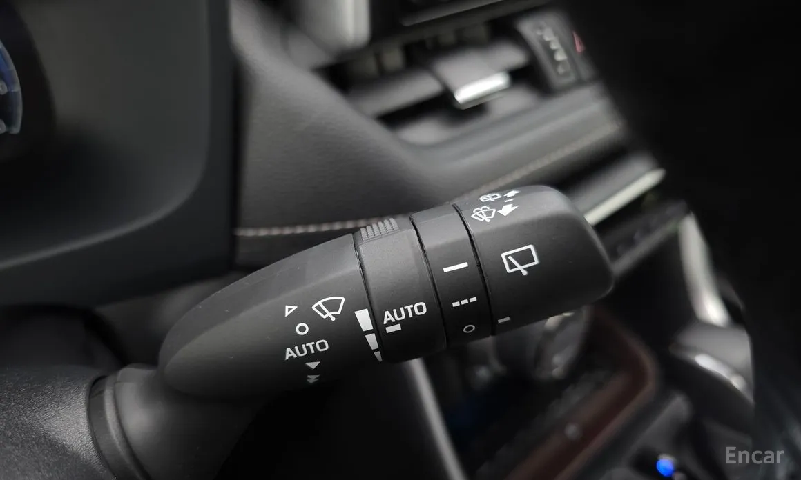 Toyota RAV4 2019 2,5 4WD Hybrid LTD