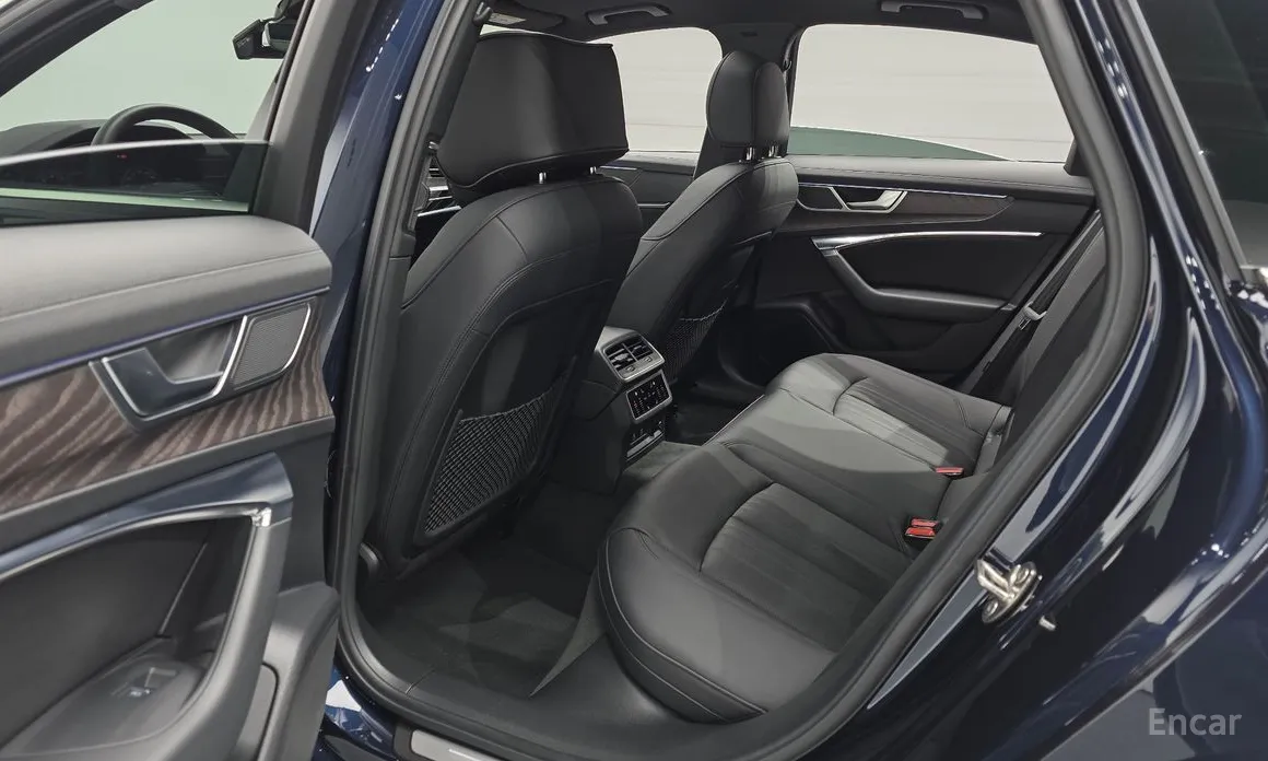 Фото 26 - Audi A6