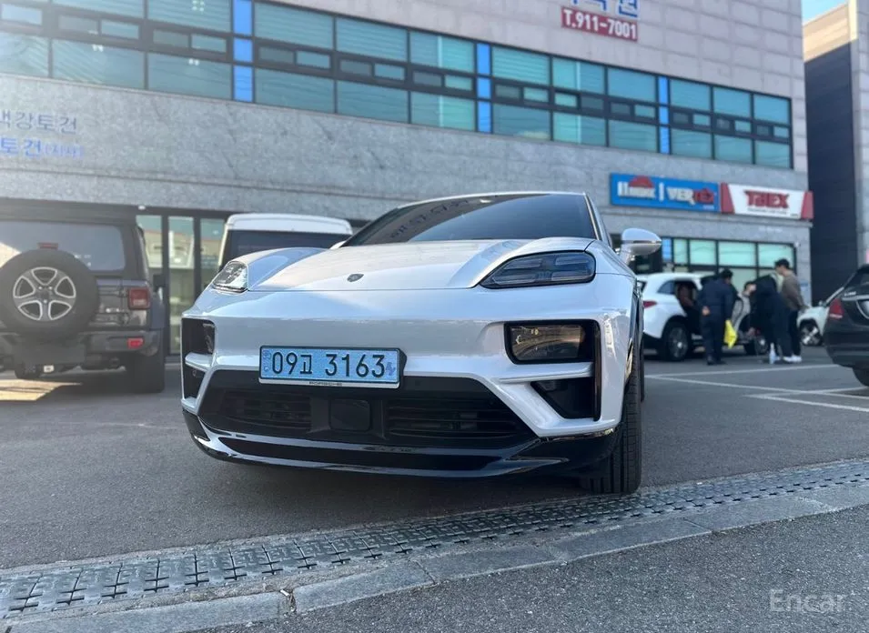 2024 Porsche Macan