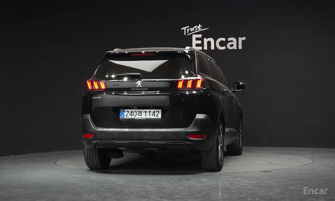 2017 Peugeot 5008
