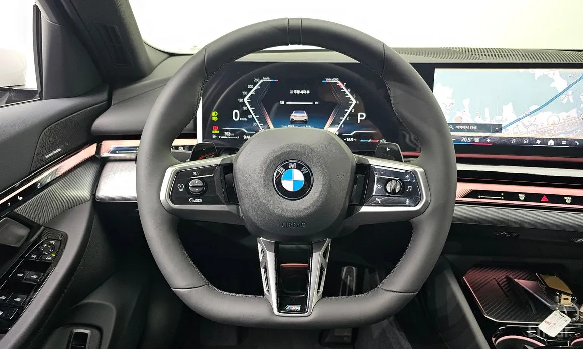 Фото 16 - BMW 5 Series
