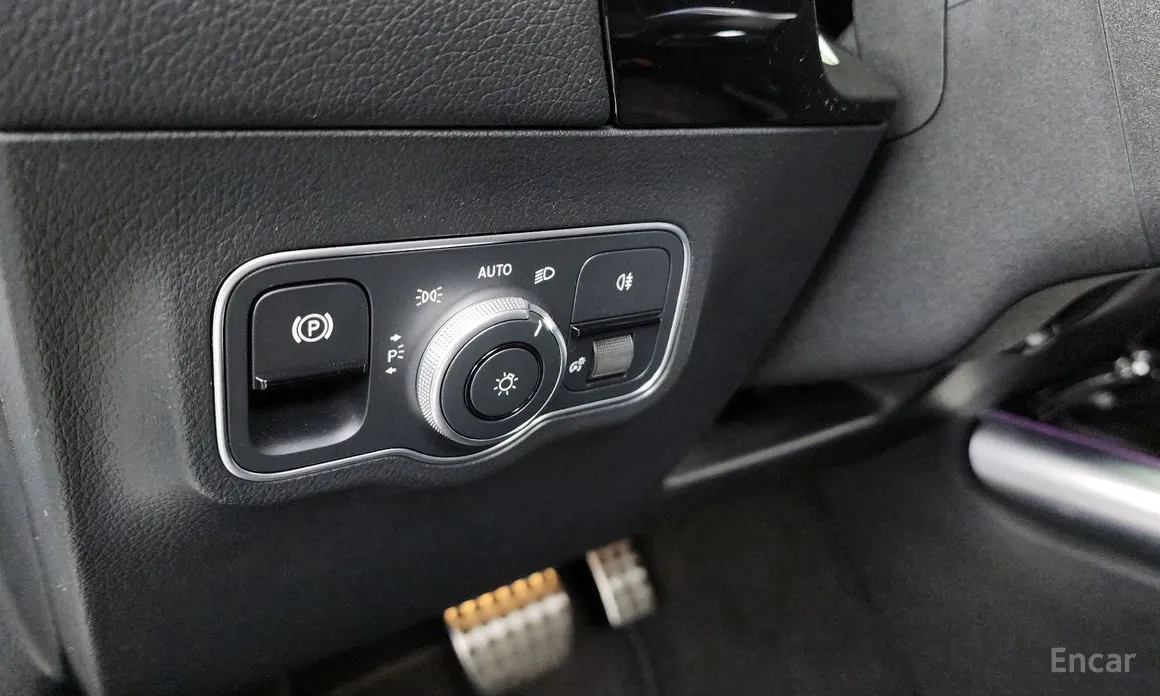 Фото 16 - Mercedes-Benz EQA