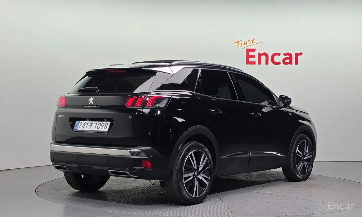 Фото 2 - Peugeot 3008