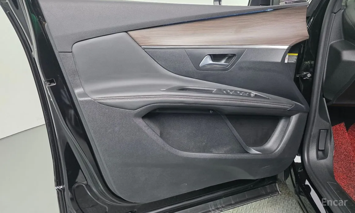Фото 24 - Peugeot 3008