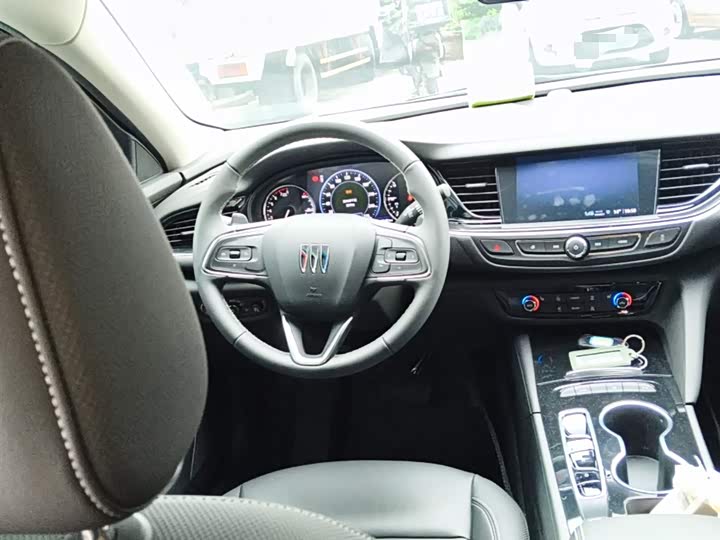 Buick Regal 2025 2025款 28T 纵享版