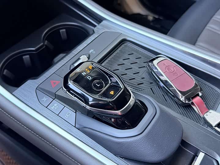 Ford Edge 2025 2025款 锐界L 2.0T EcoBoost 四驱七座至尊型