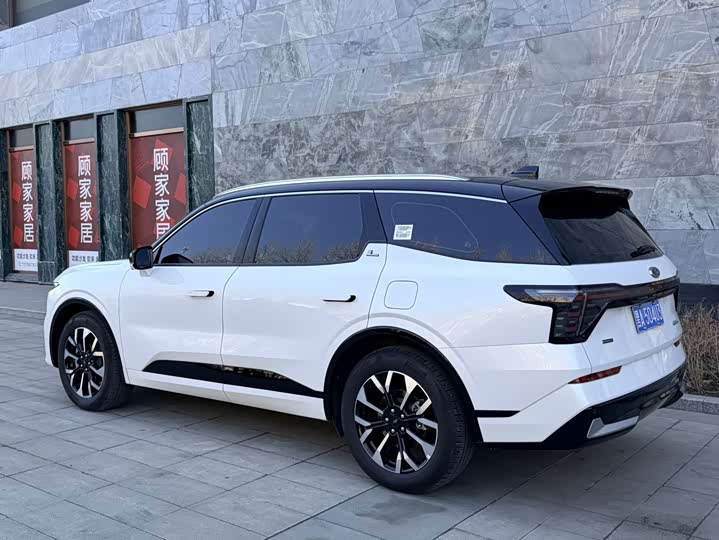 Ford Edge 2025 2025款 锐界L 2.0T EcoBoost 四驱七座至尊型