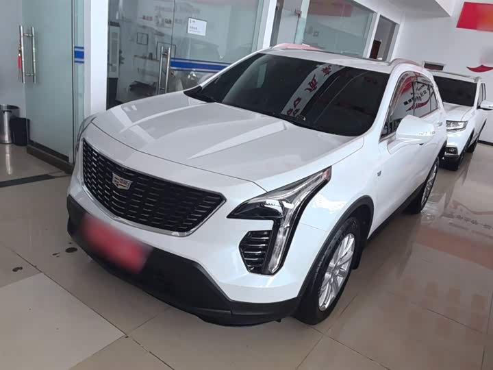 Фото 2 - Cadillac XT4
