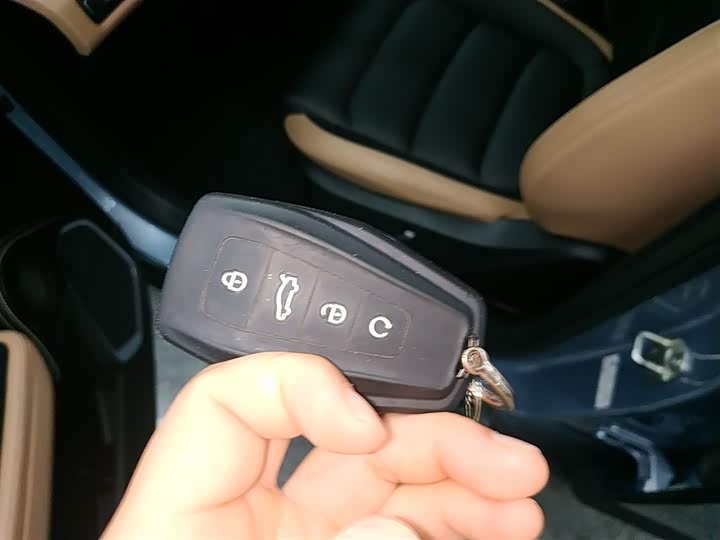 Geely Icon 2023 2023款 1.5TD 巧克力醇臻版