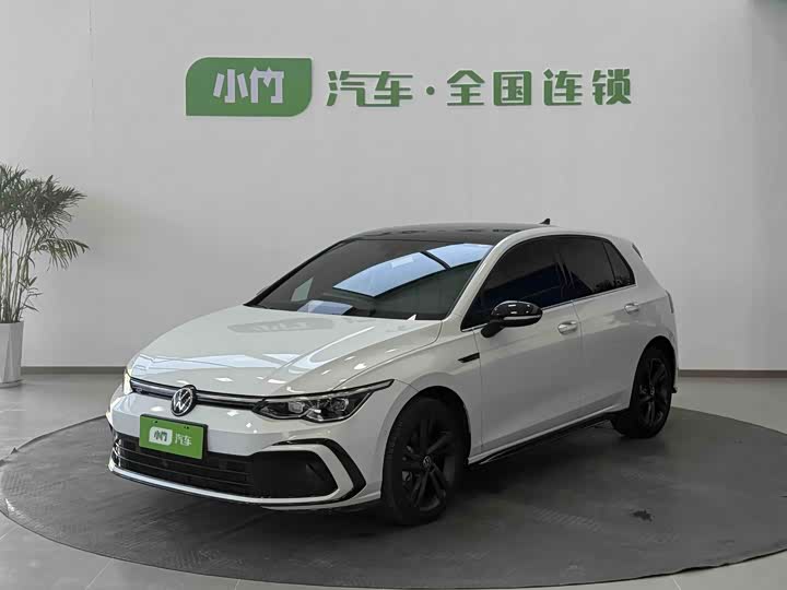 Фото 1 - Volkswagen Golf