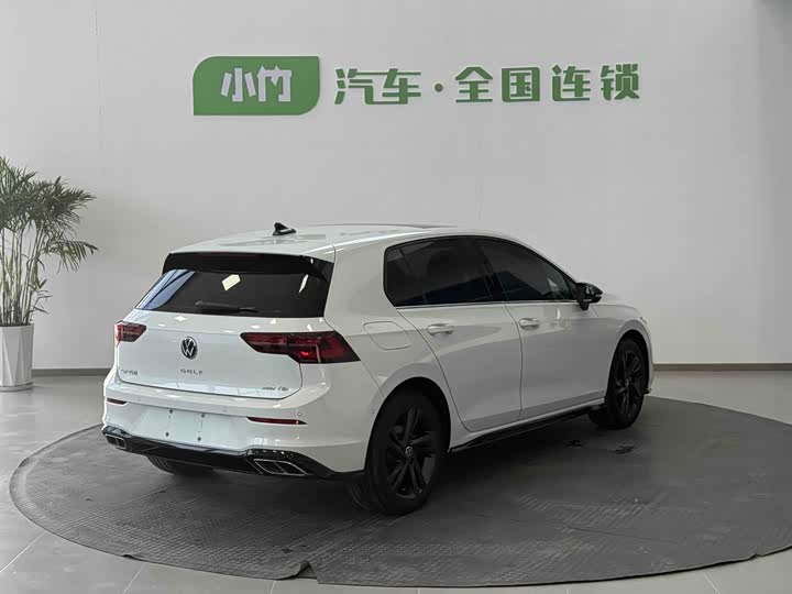 Фото 7 - Volkswagen Golf