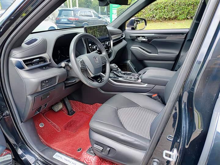 Photo 7 - Toyota Crown Kluger