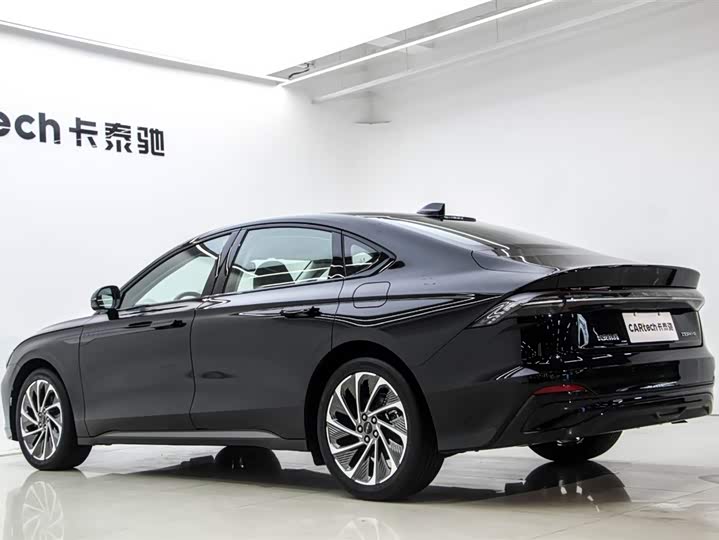 Lincoln Z (Zephyr) 2024 2024款 2.0T 两驱尊逸混动版