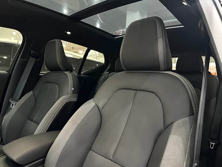 Volvo XC40 2023 2023款 B3 智远豪华版