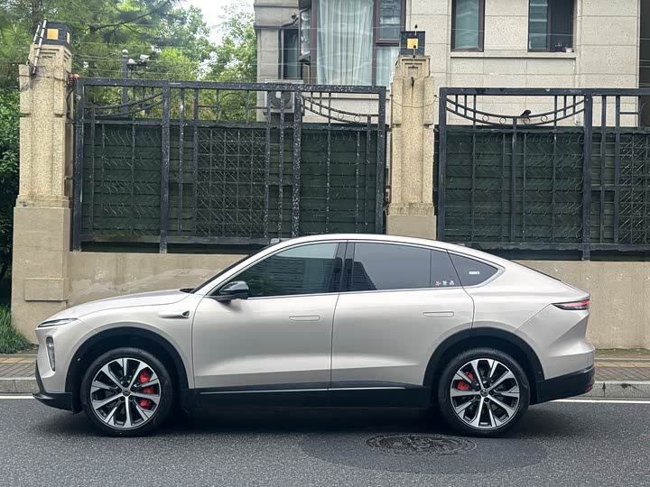 Nio EC7 2023 2023款 100kWh 首发版