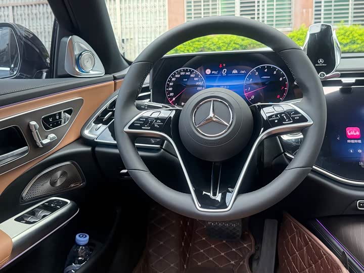 Mercedes-Benz E-Class 2026 2026款 E 300 L 豪华型