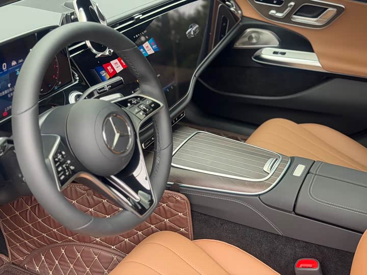 Mercedes-Benz E-Class 2026 2026款 E 300 L 豪华型