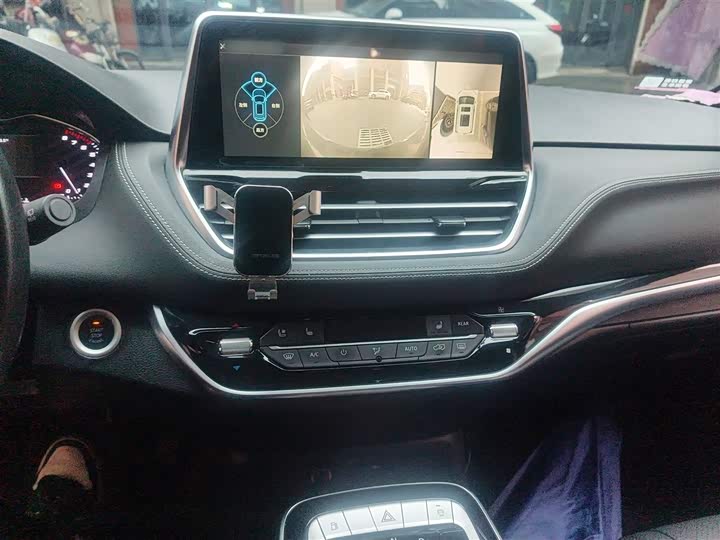 Maxus G20 2021 2021款 PLUS 2.0T 汽油自动尊雅版