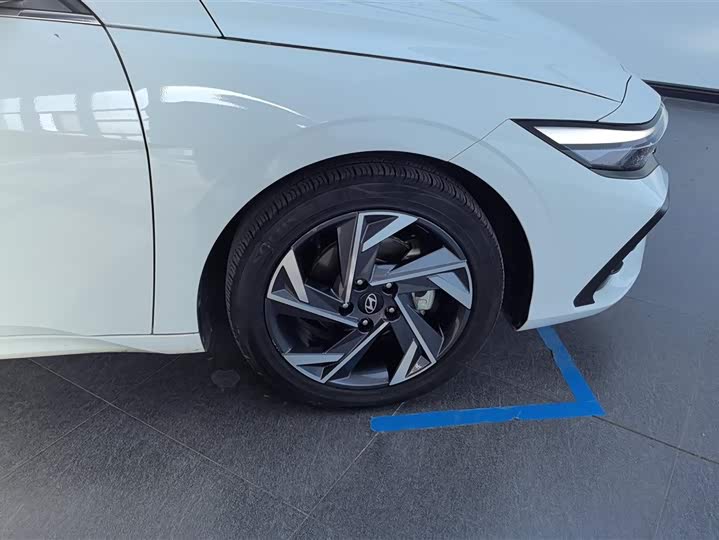 Hyundai Elantra N line 2023 2023款 1.5L CVT GLX精英版