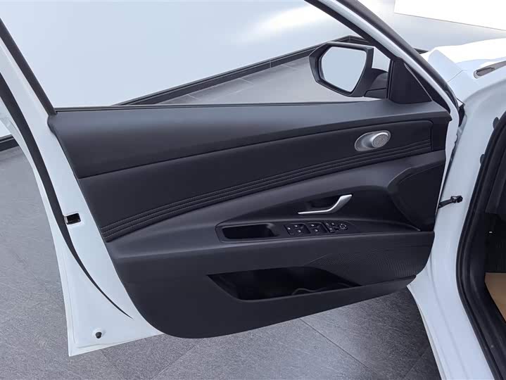 Hyundai Elantra N line 2023 2023款 1.5L CVT GLX精英版