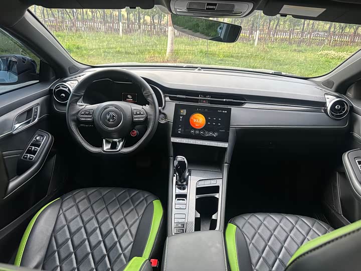 2025 MG Motor 6