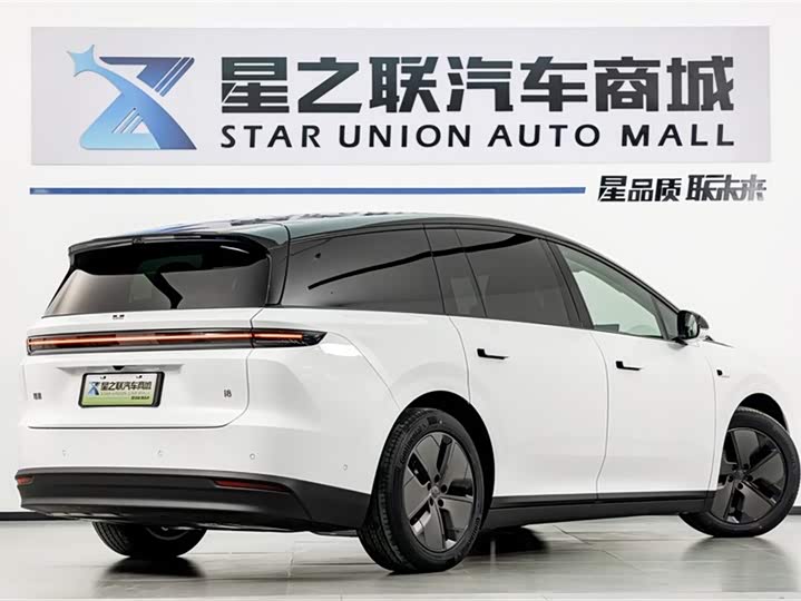 LiXiang i8 2025 2025款 标准版