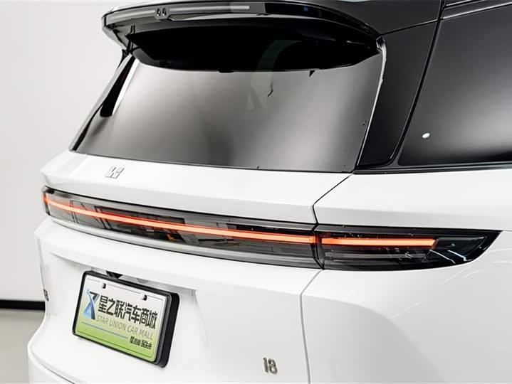 LiXiang i8 2025 2025款 标准版