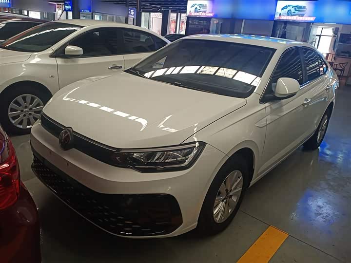 Фото 1 - Volkswagen Lavida