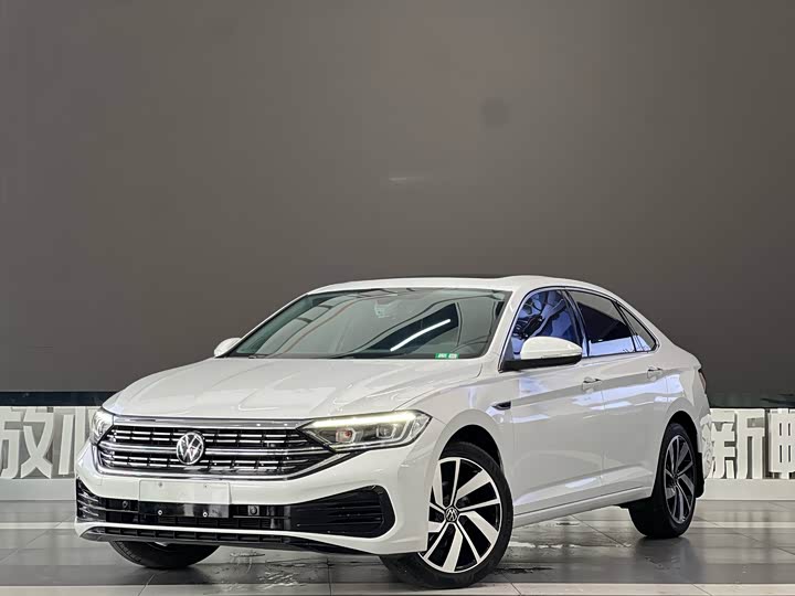 Фото 1 - Volkswagen Sagitar L