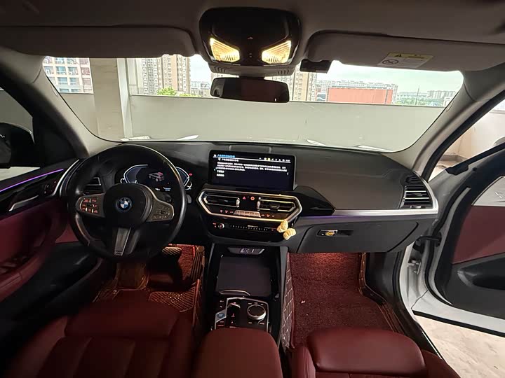 Фото 9 - BMW iX3
