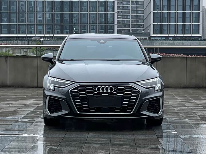Photo 2 - Audi A3